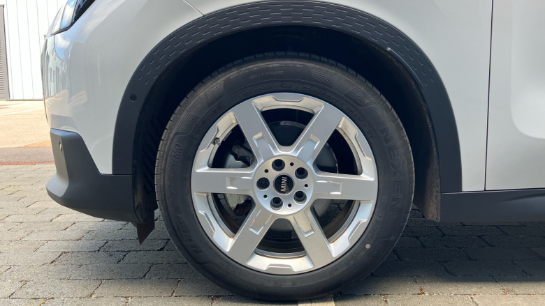 MINI Countryman 150kW E Monochrome 66kWh 5dr Auto Electric Hatchback